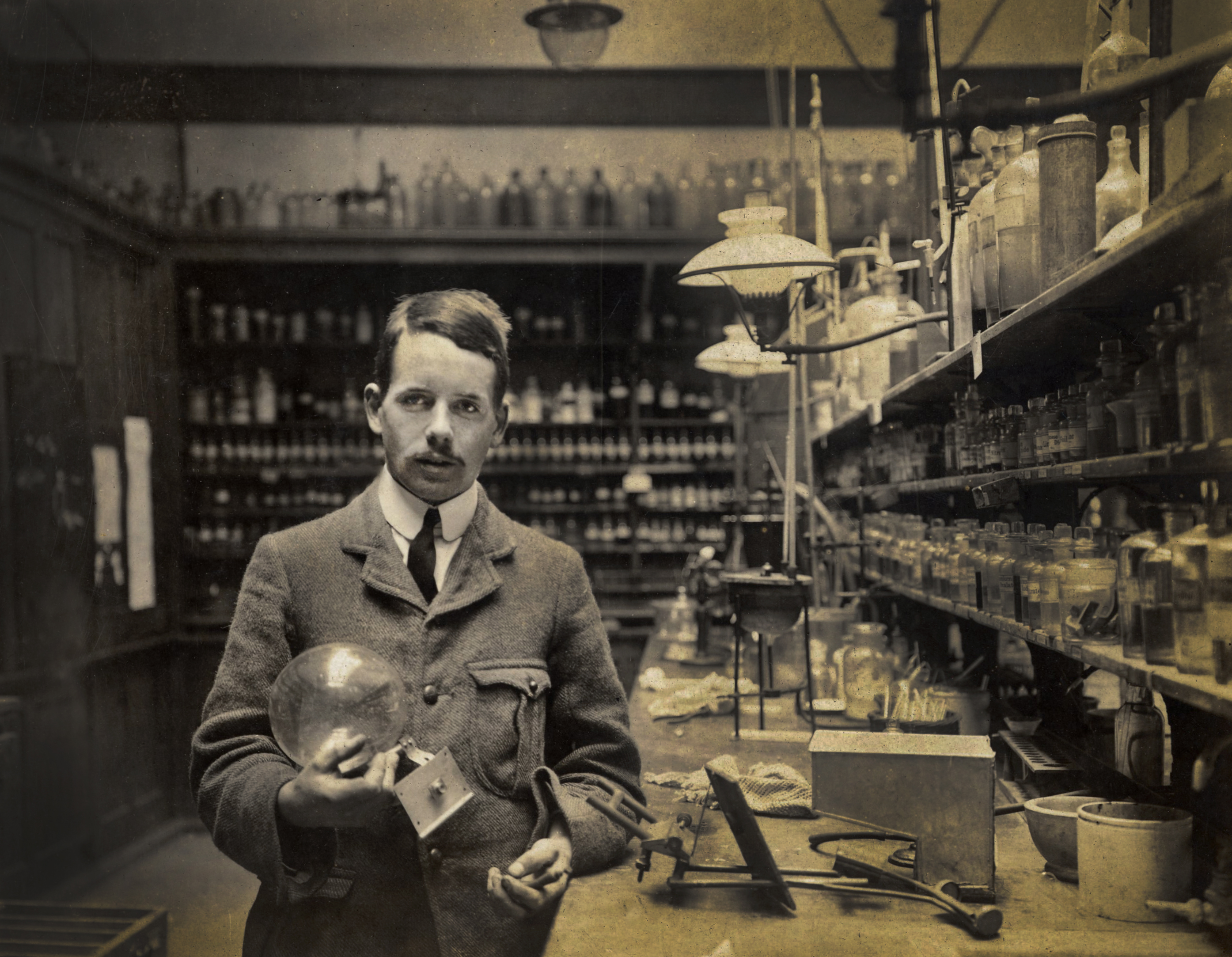 H. G. J. Moseley in the Balliol-Trinity Laboratories, Oxford, 1910