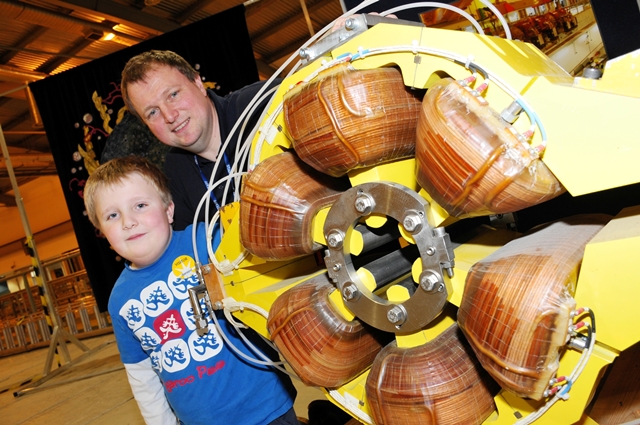 (L-R): Matthew Gracey, 7, with his Dad Alan Gracey 