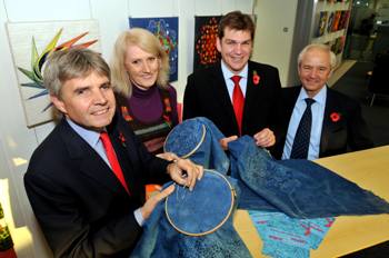 UK Science Minister Lord Drayson visits Diamond and contributes to the World's Largest Diffraction Project