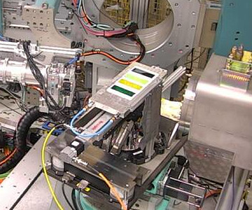 DCD in use with the sample changer