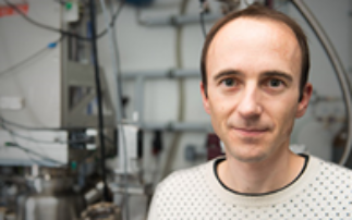 Discovering the secrets of oxide electronics