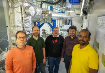 MIRIAM beamline team (L-R: Gianfelice Cinque, Mark Frogley, Hendrik Vondracek, Ben Nicholson and Vishnu Muruganandan)