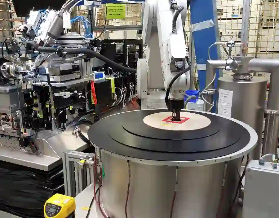 New BART robot - 37 pucks, 592 samples, 17 s exchange