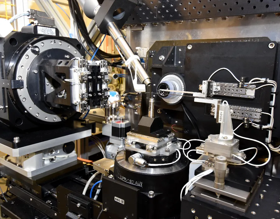 Pin-based cryo data collection.