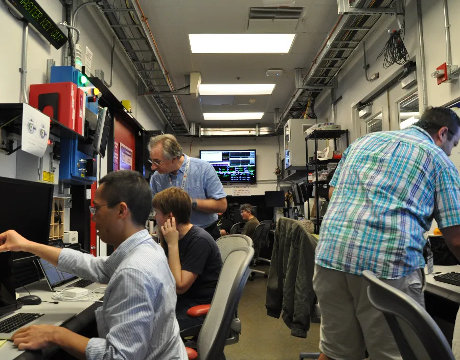 CXI control cabin at LCLS, SLAC National Accelerator Laboratory, USA