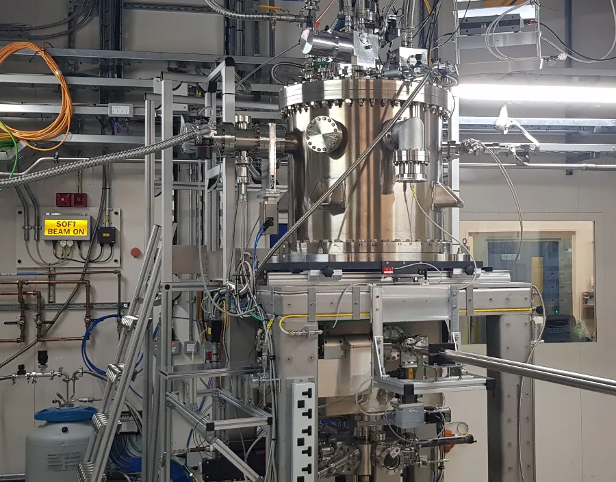High Field Magnet