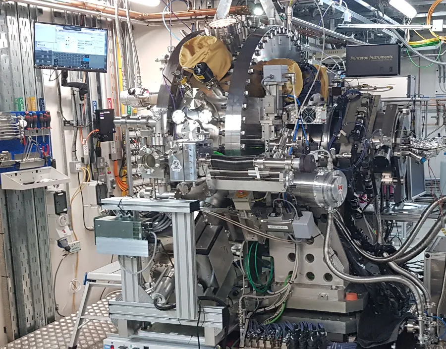 RASOR diffractometer