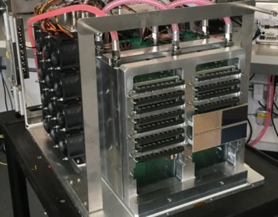 Tristan10M in the detector group lab populated with the two available modules.