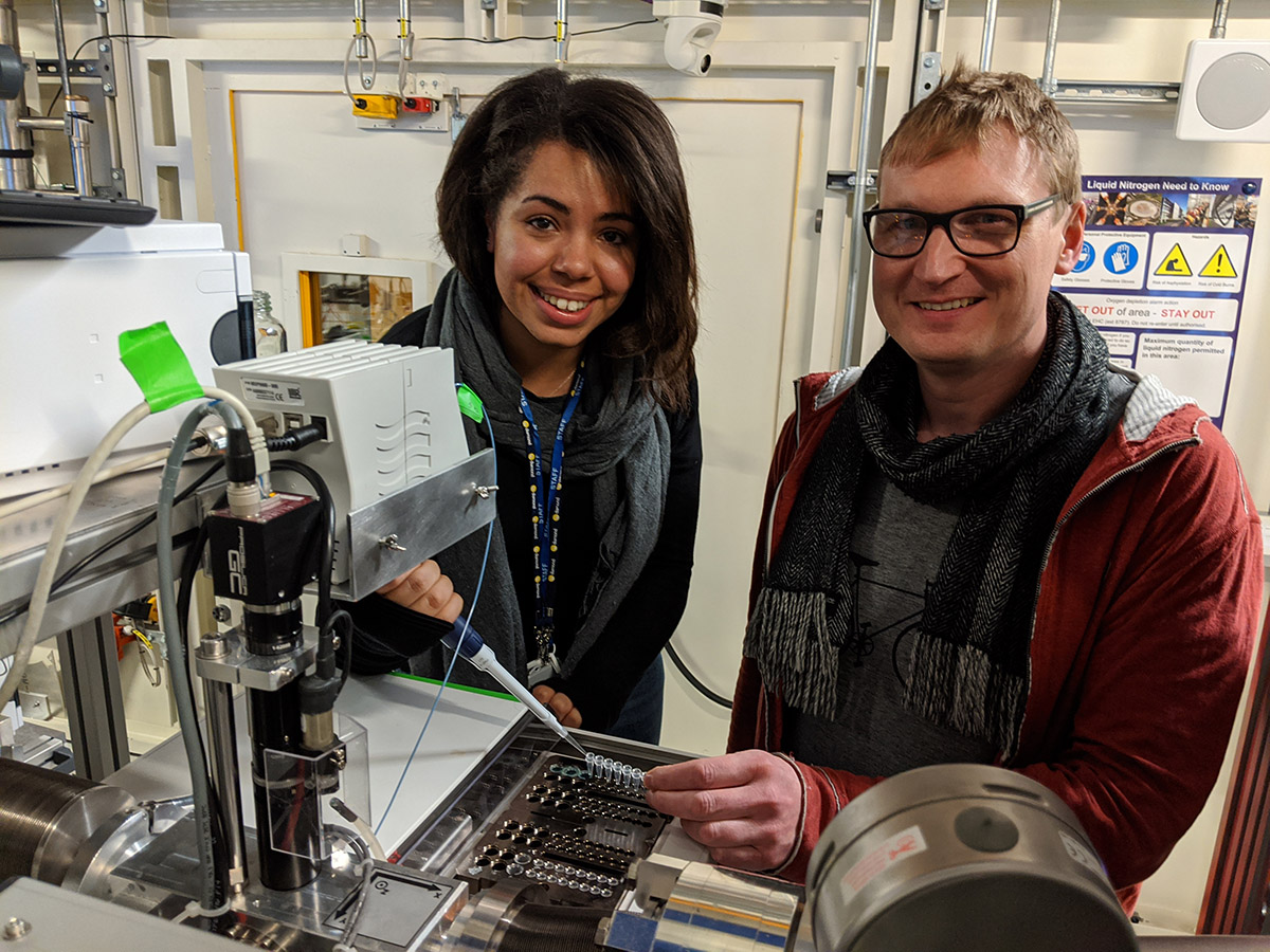 Charlotte Edwards-Gayle and Nathan Cowieson at Diamond's bioSAXS beamline, B21, which is available for mail-in sample processing
