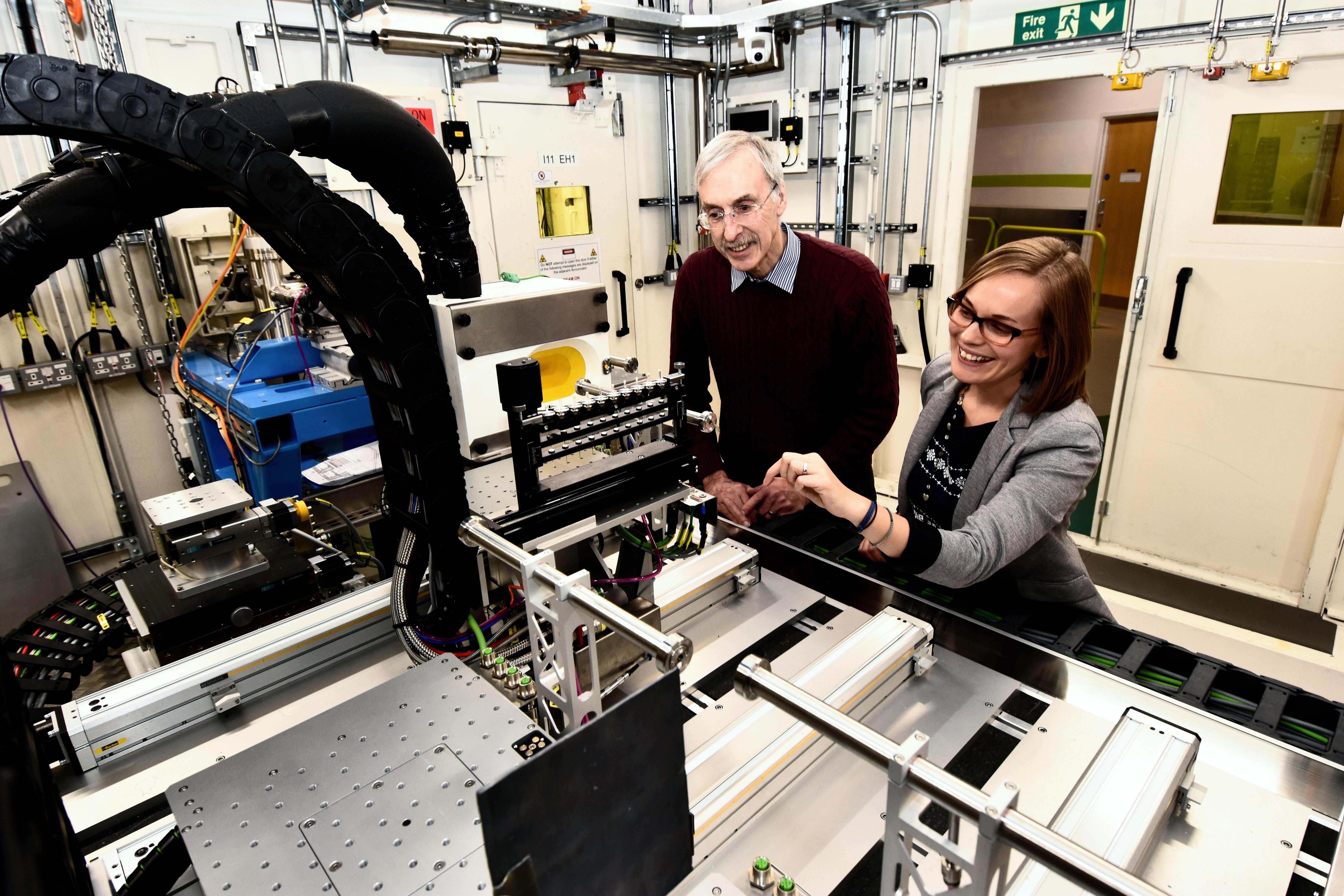 Prof Trevor Rayment, Diamond’s Director of Physical Sciences and Dr Claire Corkhill from the University of Sheffield