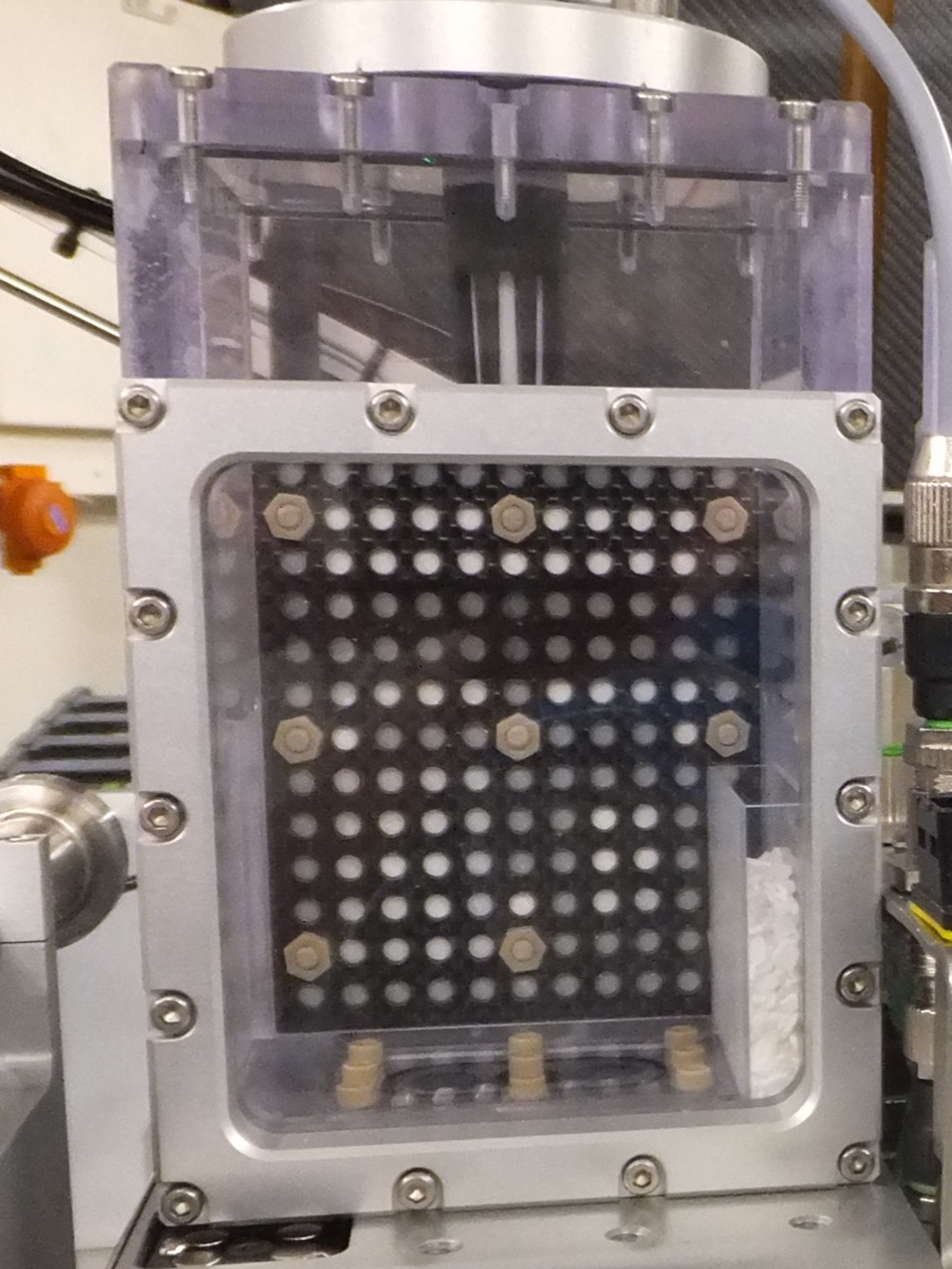 Humidity_Sample_Mounting