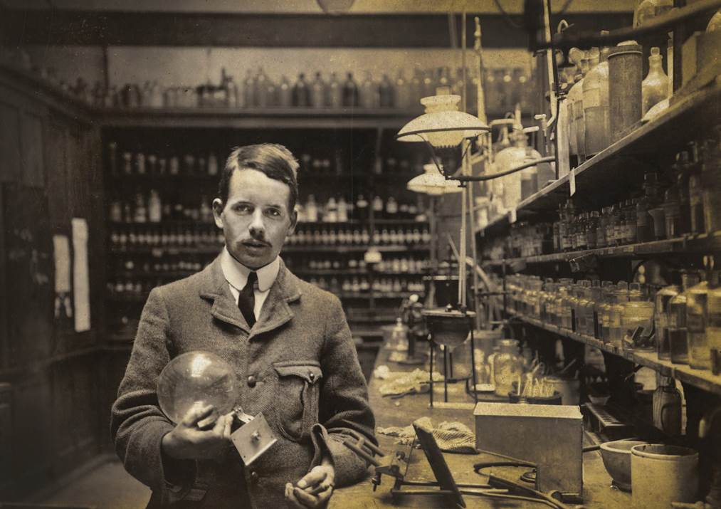 Diamond shines light on Henry Moseley’s work at science film festival 