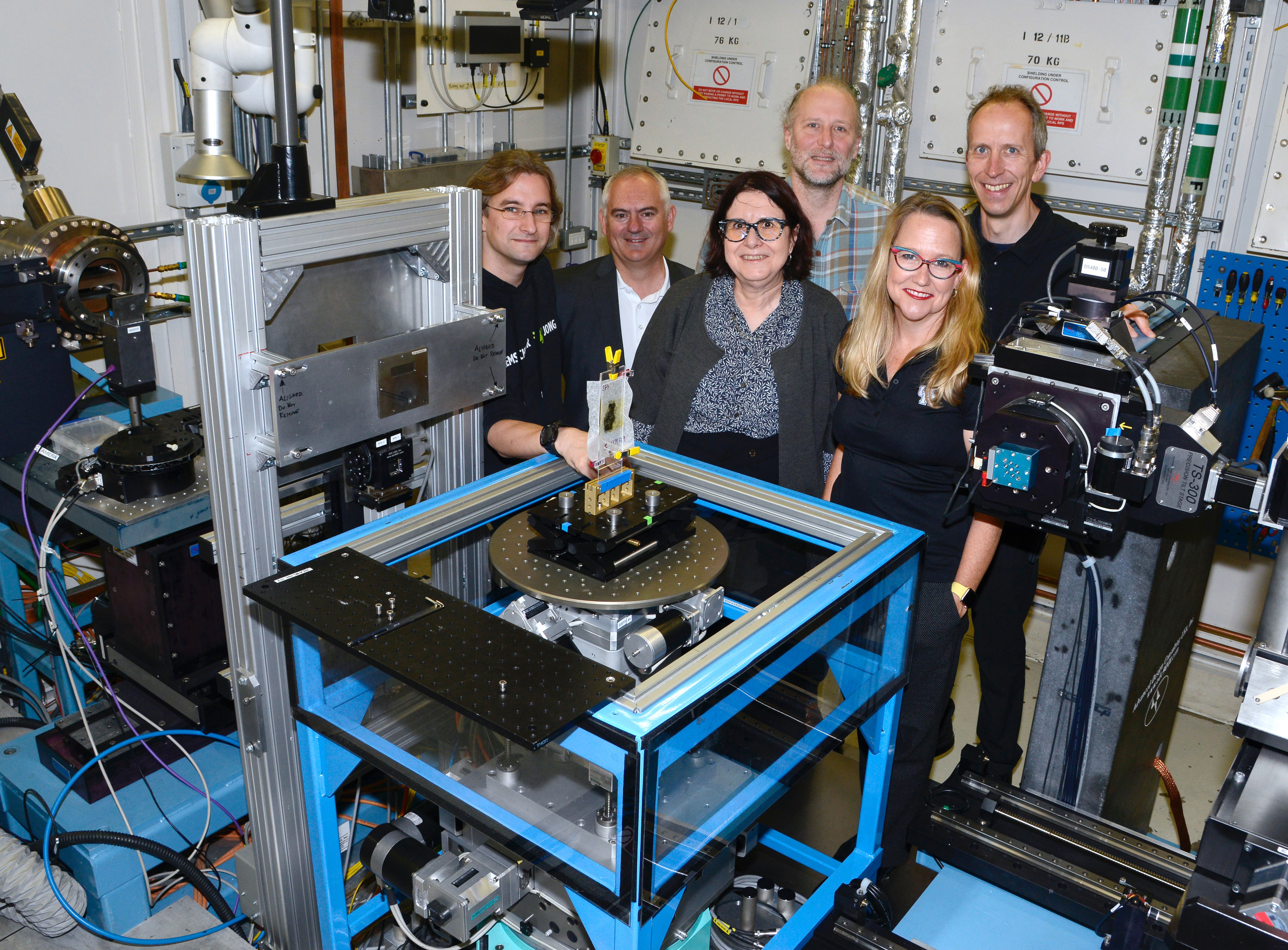 The Research Group. From Left to Right:
<br/>Front Row – Jens Dopke, Brent Seales, Francoise Berard, Christy Chapman  
<br/>Back Row – Robert Atwood and Thomas Connolley 