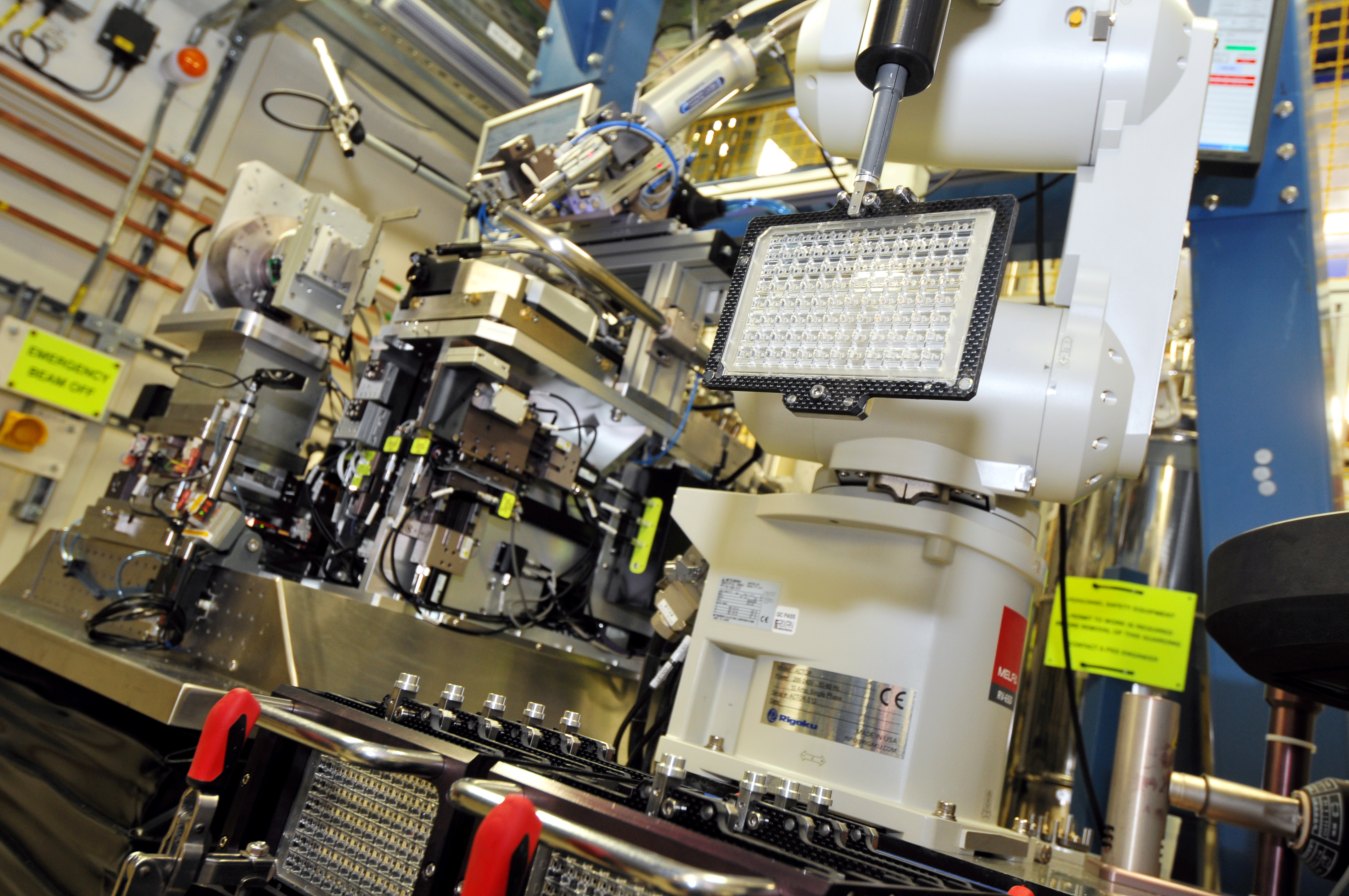 I03 beamline at Diamond