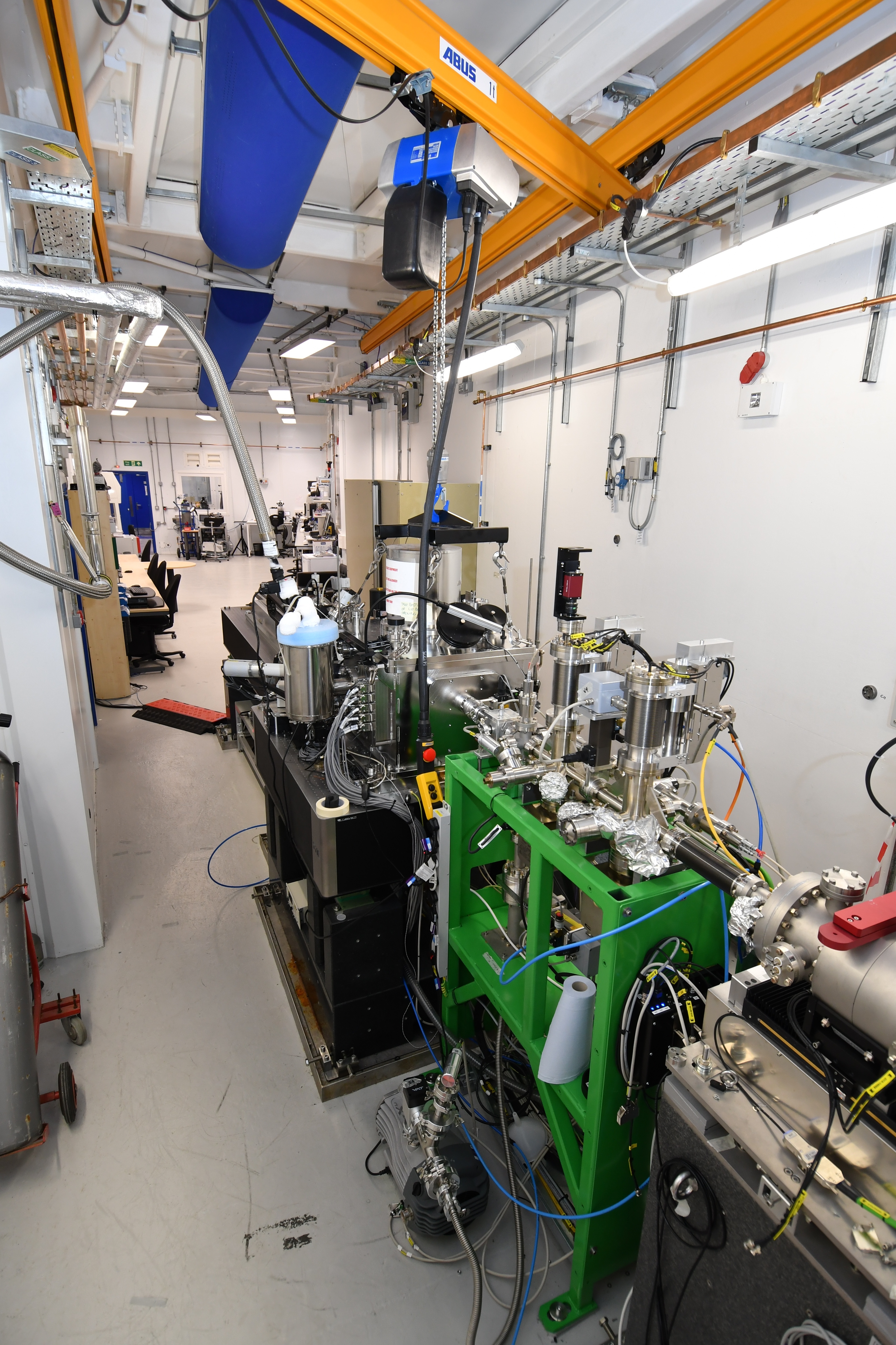 Microscopy beamline B24 at Diamond Light Source. Copyright of Diamond Light Source Ltd.