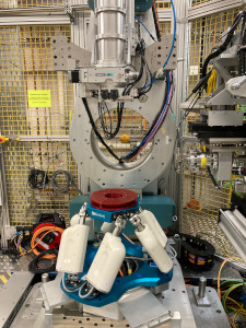 The Symetrie hexapod on the diffractometer in EH1