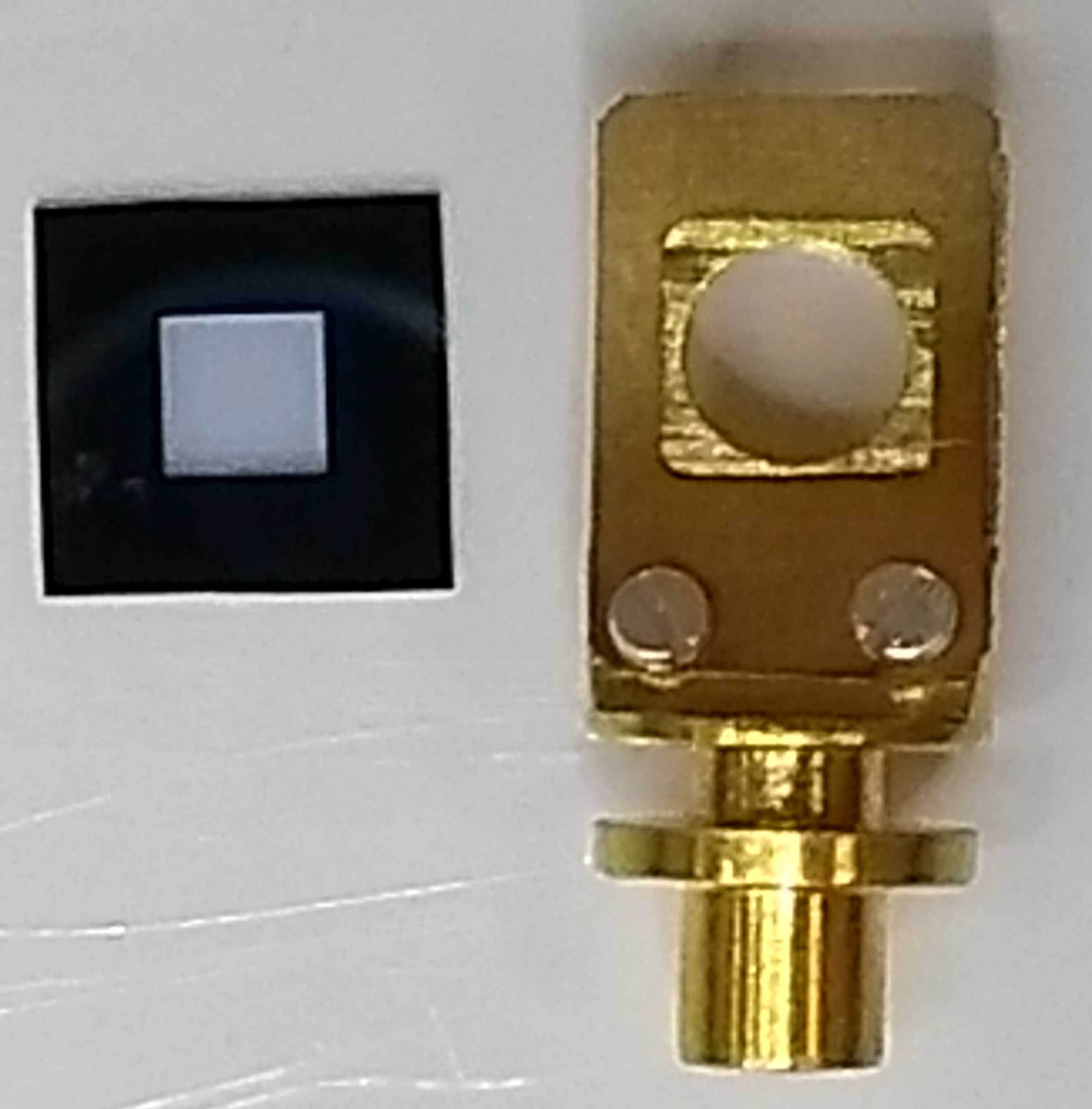 Typical I14 sample mount