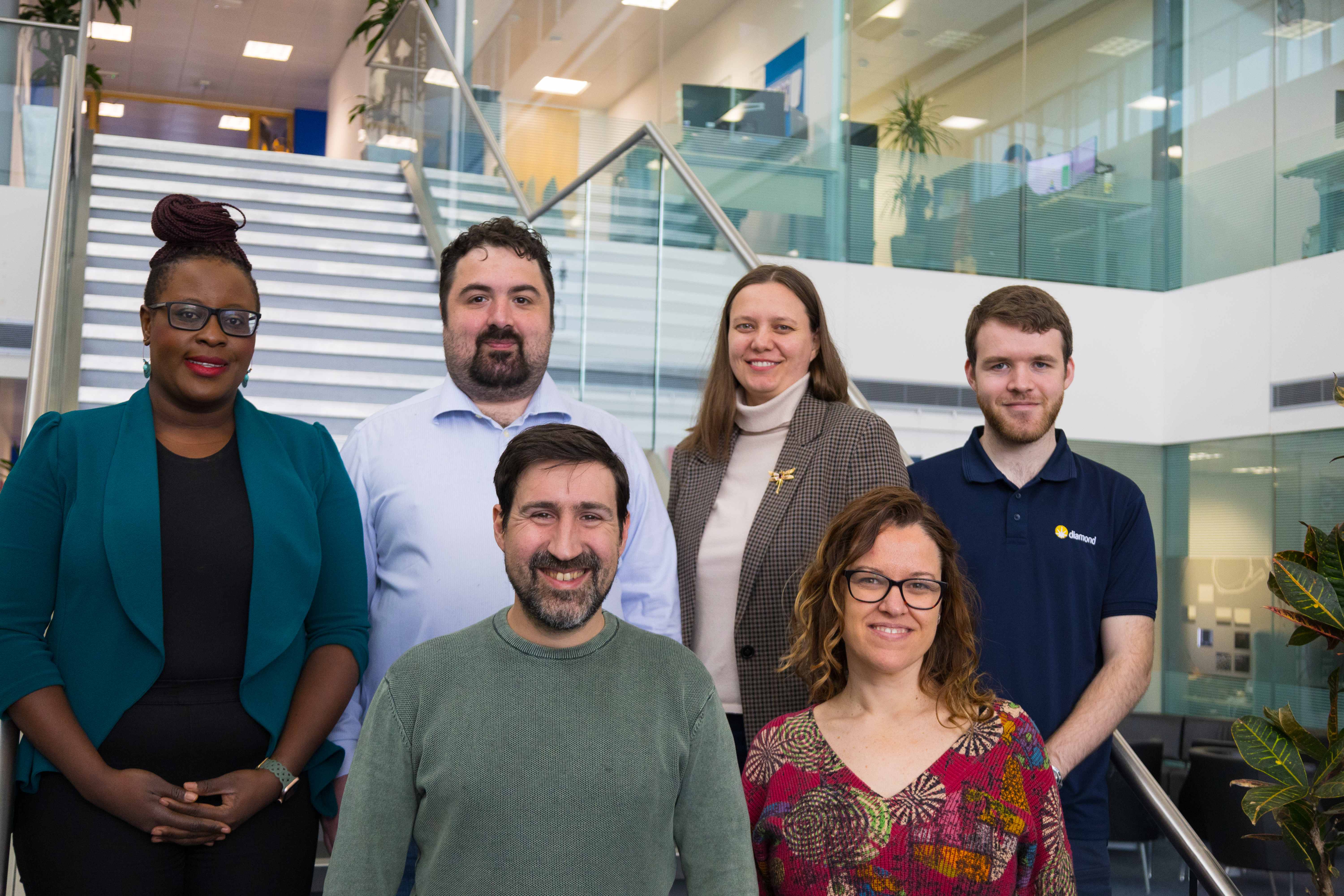 The B18 Team : Thokozile Kathyola, Donato Decarolis, Iuliia Mikulska, Sam Embling, Diego Gianolio, Veronica Celorrio