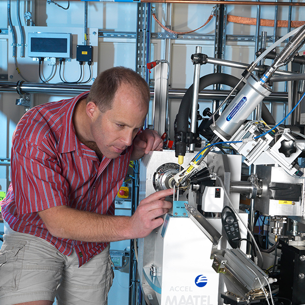 Principal Beamline Scientist on I04-1, Frank von Delft.  