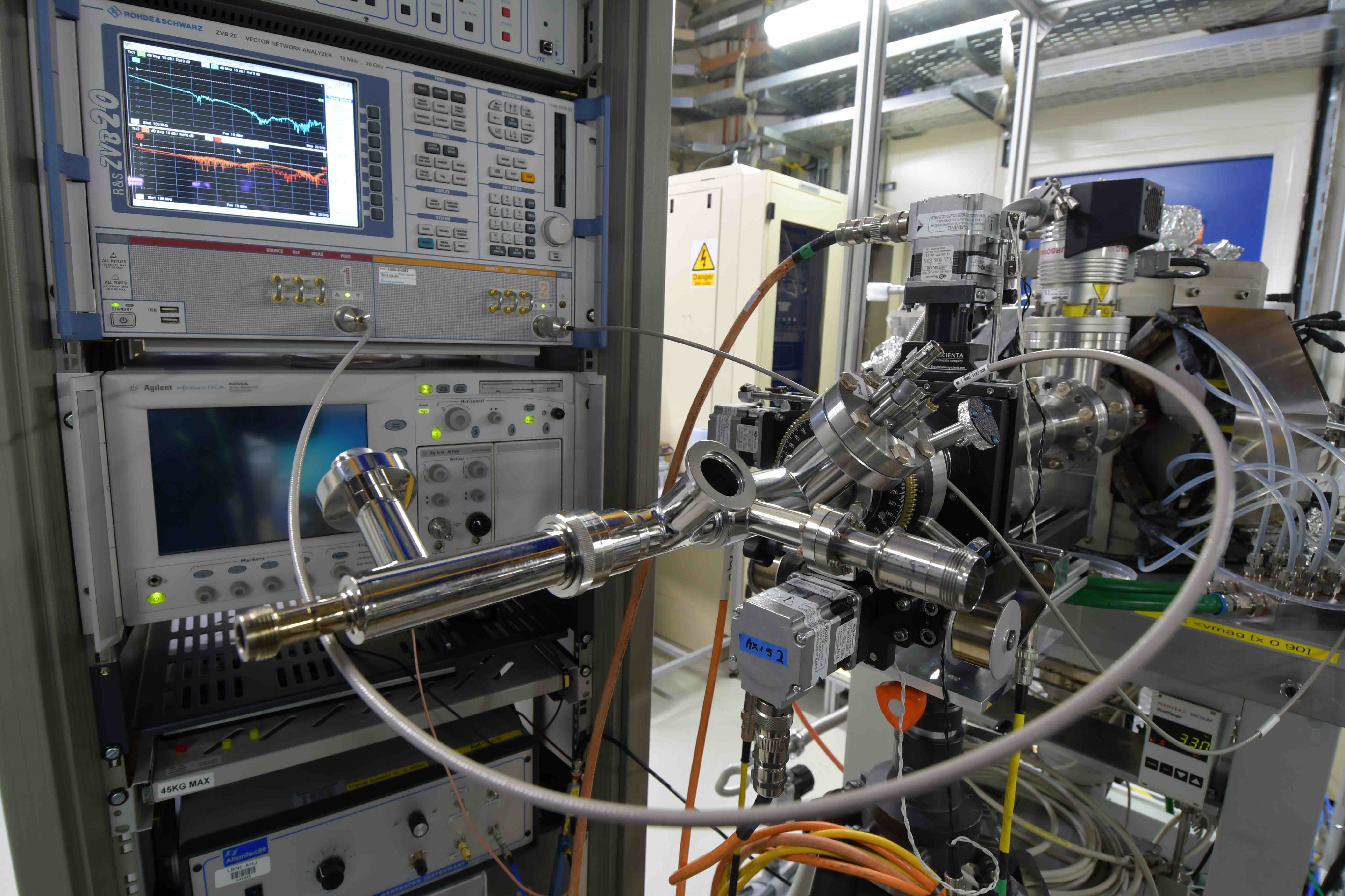 Fig. 2: The X-ray detected Ferromagnetic Resonance (XFMR) kit installed in the Portable Octupole Magnet System (POMS) on beamline I10 at Diamond Light Source.