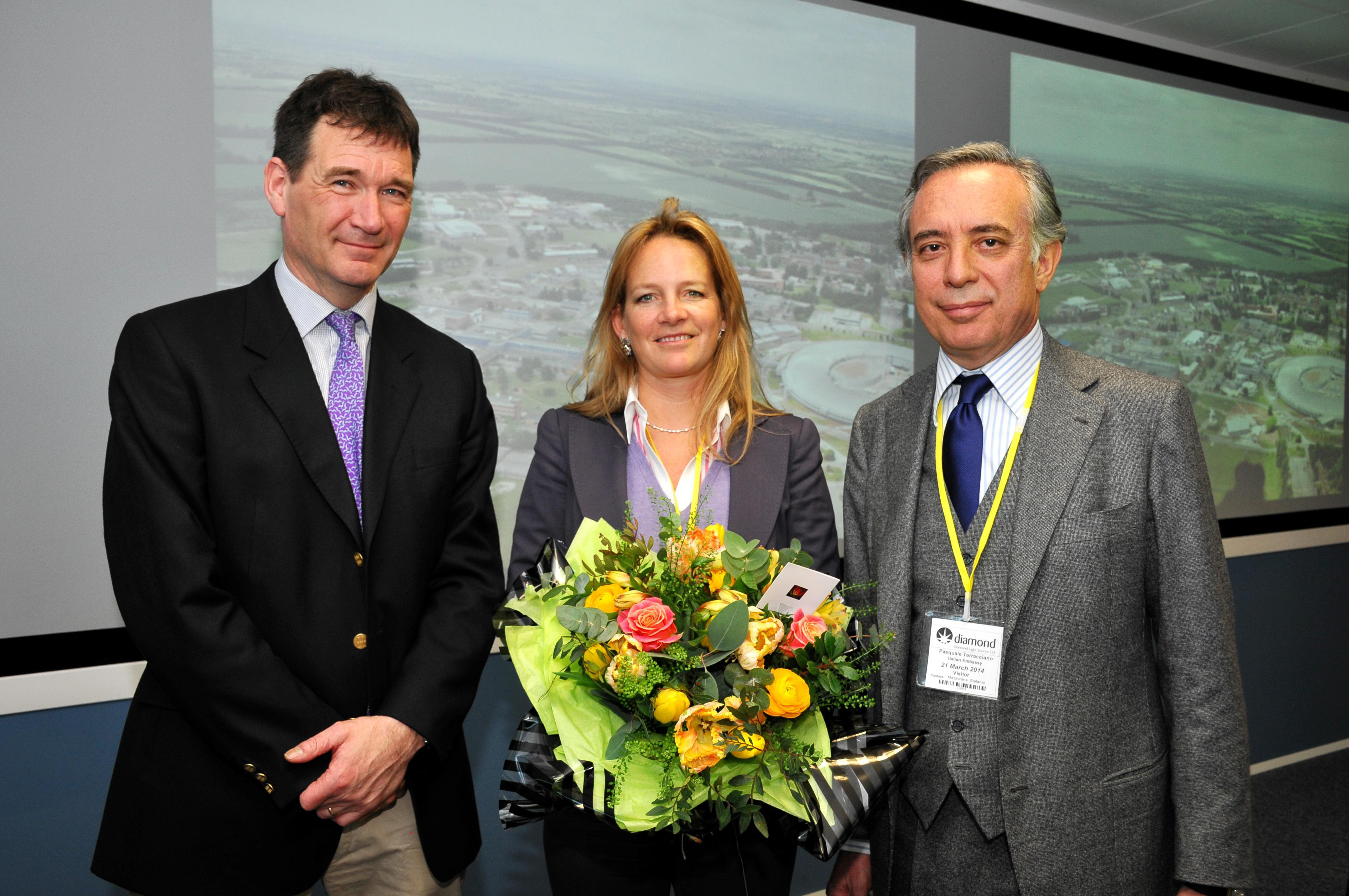 Italian Ambassador visits Diamond Light Source